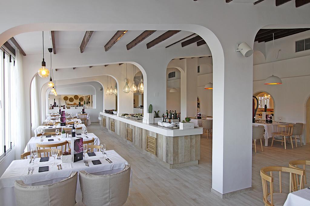 Bg Portinatx Beach Club Hotel ภายนอก รูปภาพ